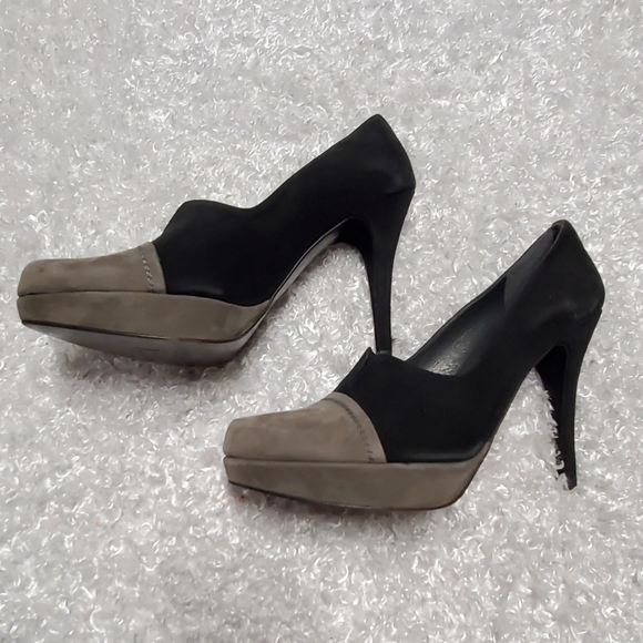 Stuart Weitzman Black & Gray Suede Platform Heels - Picture 5 of 9